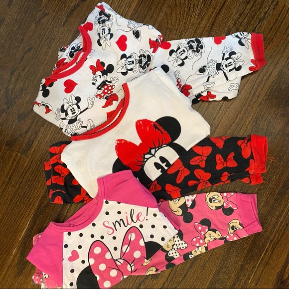 3 Sets of 2T Long Sleeve Minnie Mouse Pajamas - Picture 5 of 5